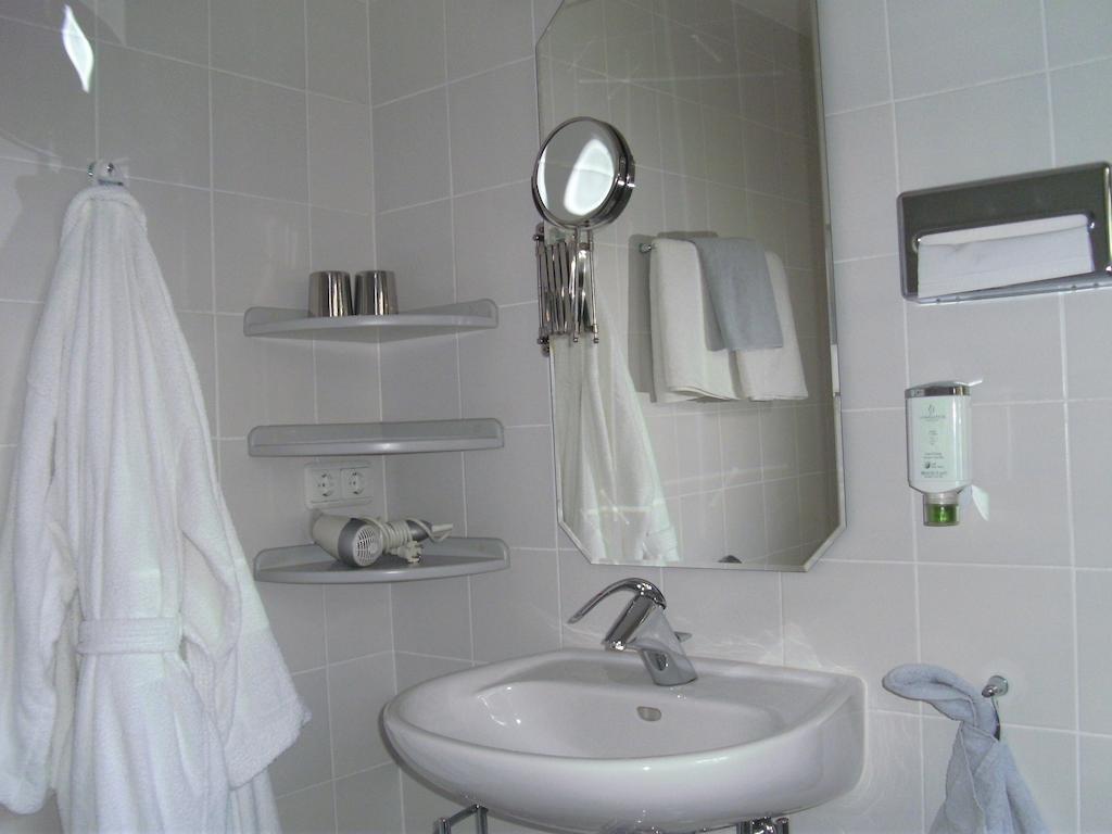 Hotel Ambiente Hof  Δωμάτιο φωτογραφία